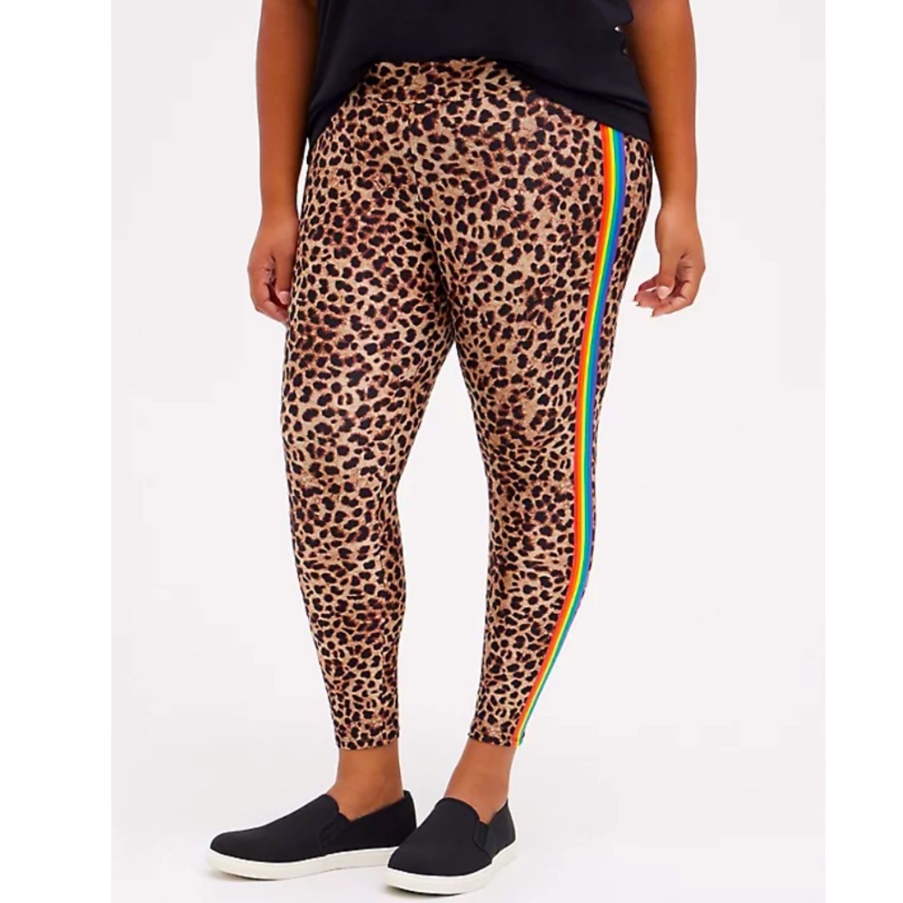 Torrid Liquid Leopard 🐆 Leggings